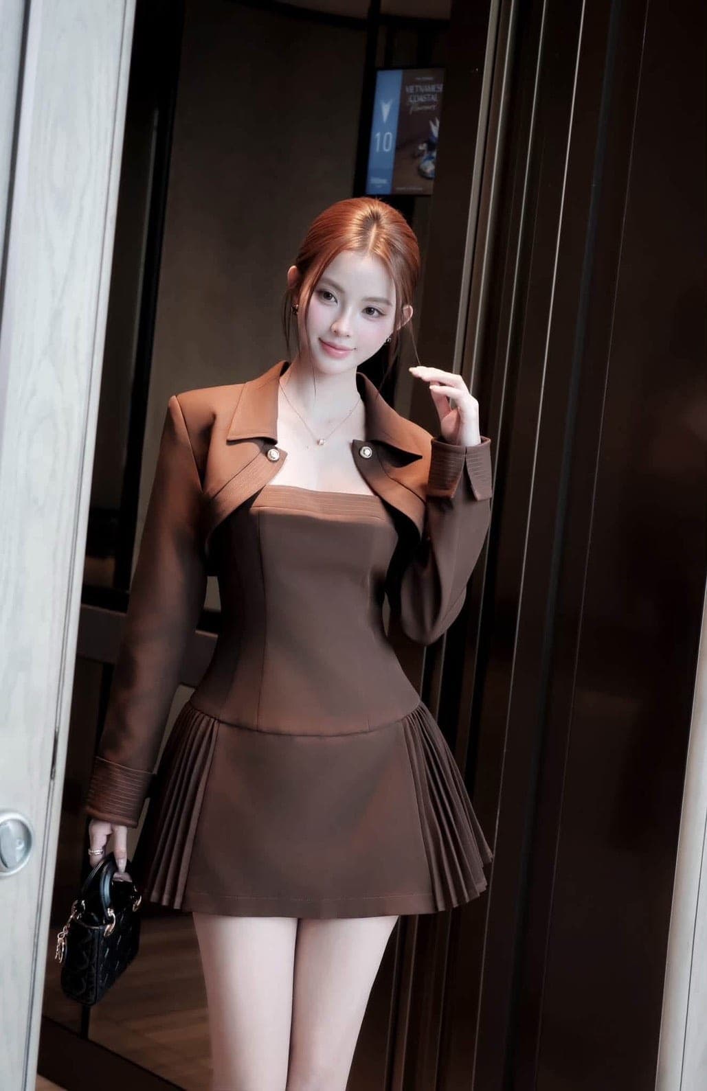 ชุดเซ็ท เดรส + เสื้อคลุมแขนยาว สีน้ำตาล รูปที่ 1