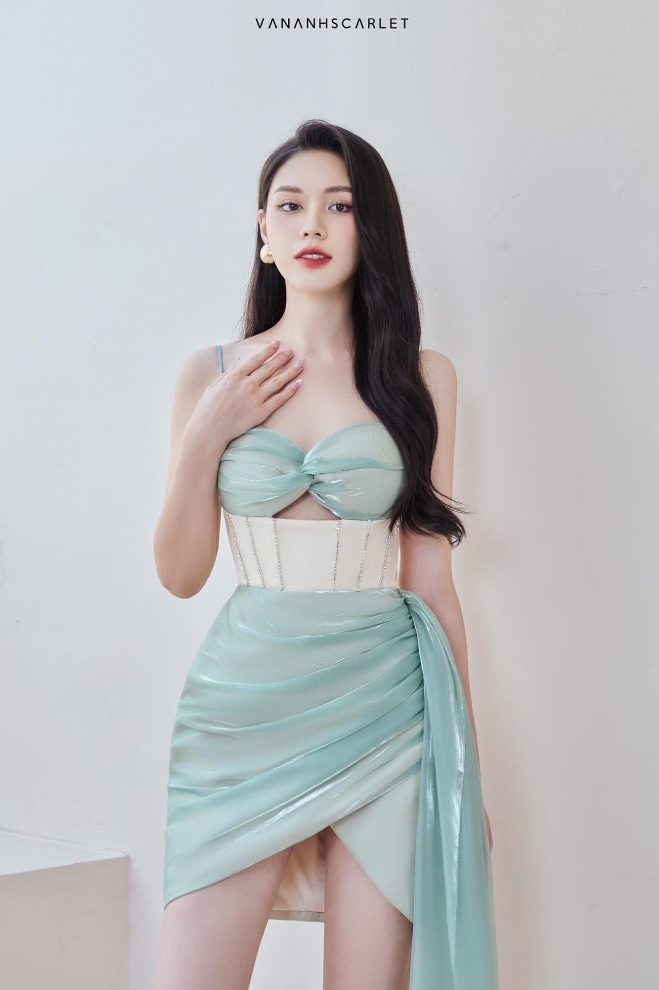 ชุดเดรส สีเขียว รูปที่ 1