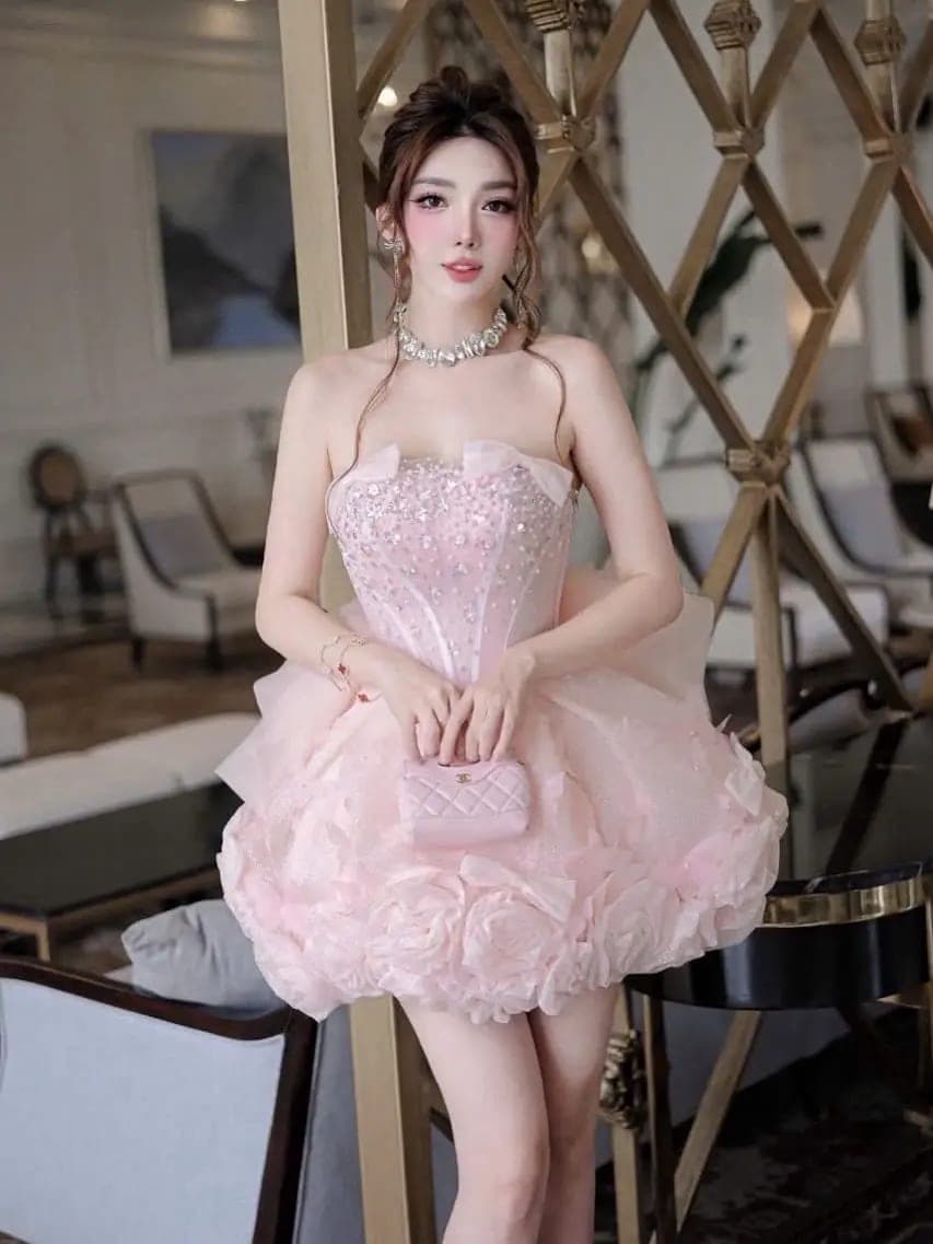 ชุดเดรส กระโปรงดอก กลิตเตอร์ แต่งโบว์ สีชมพู รูปที่ 1