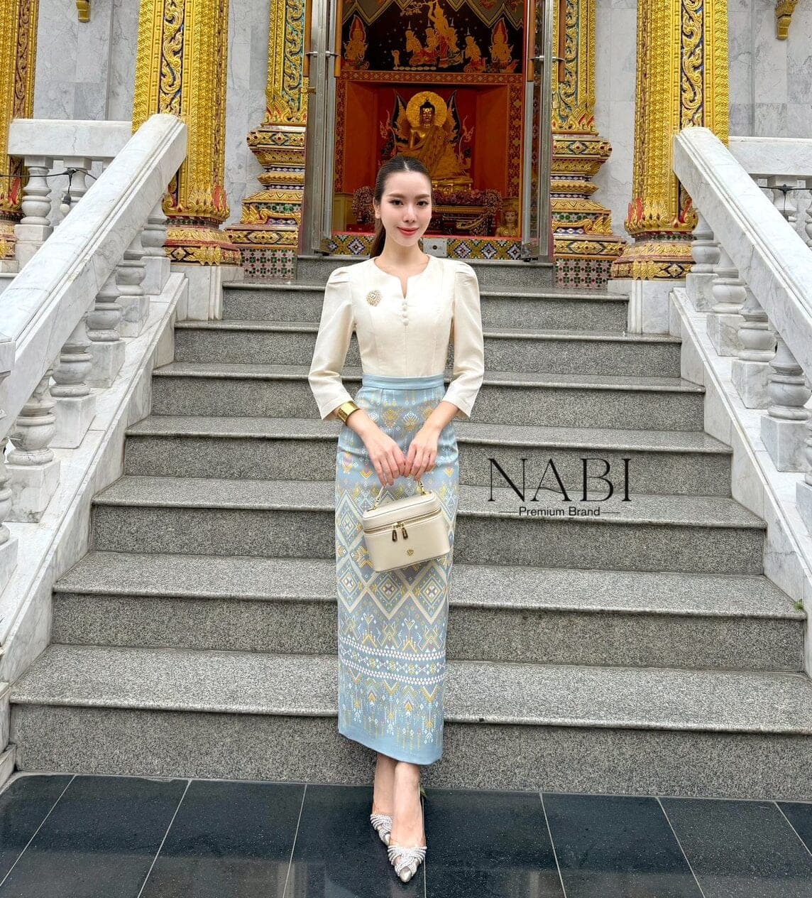 ชุดไทย เซ็ท 2 ชิ้น สีครีม-ฟ้า