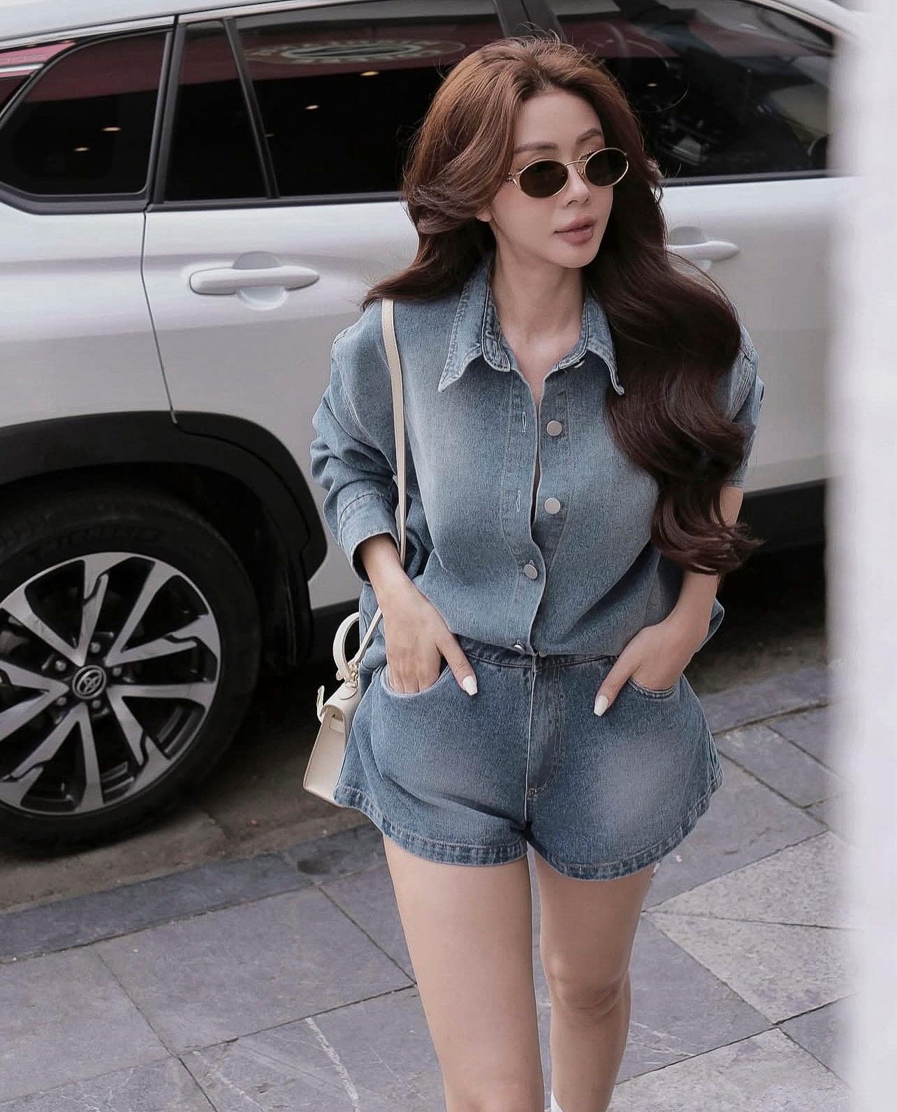 ชุดเซ็ท เสื้อ+กางเกง ยีนส์ รูปที่ 1