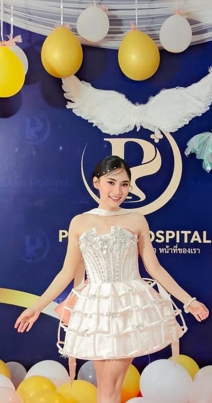 รีวิวจากลูกค้า ชุดเดรส เกาะอก +โบว์ แต่งกลิตเตอร์ สีชมพู