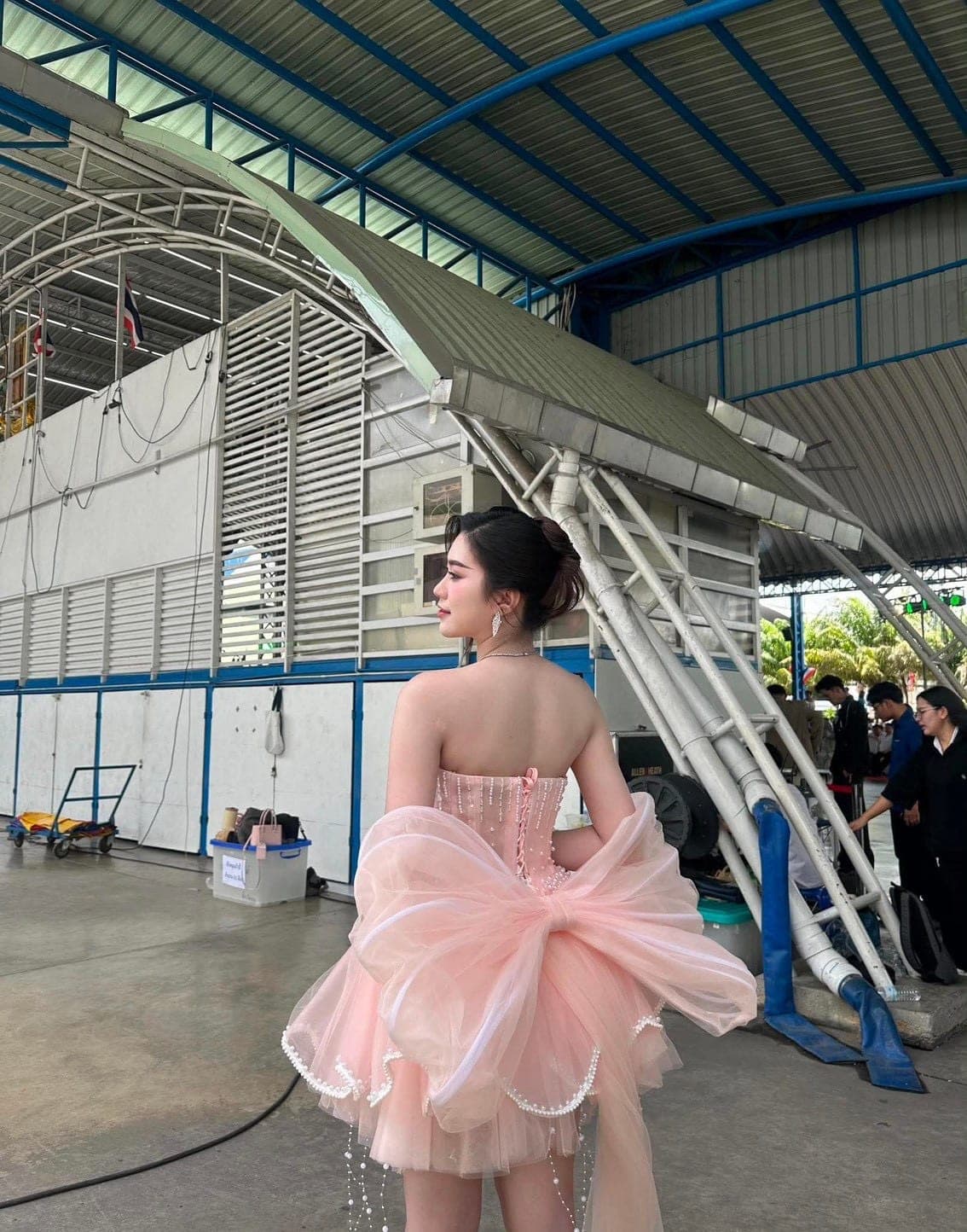 รีวิวจากลูกค้า ชุดเดรส เกาะอก แต่งมุก+โบว์ สีชมพู