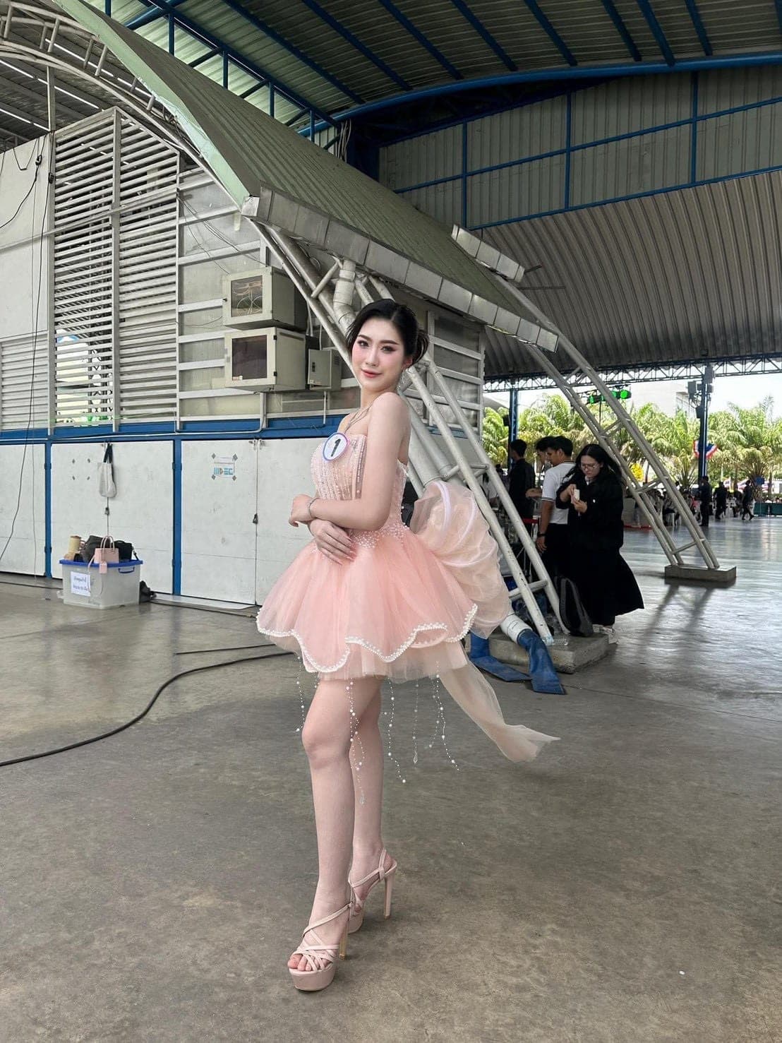 รีวิวจากลูกค้า ชุดเดรส เกาะอก แต่งมุก+โบว์ สีชมพู
