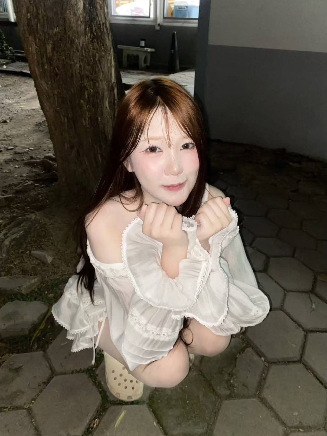 รีวิวจากลูกค้า ชุดเดรส สายเดี่ยว สีขาว แต่งดอก