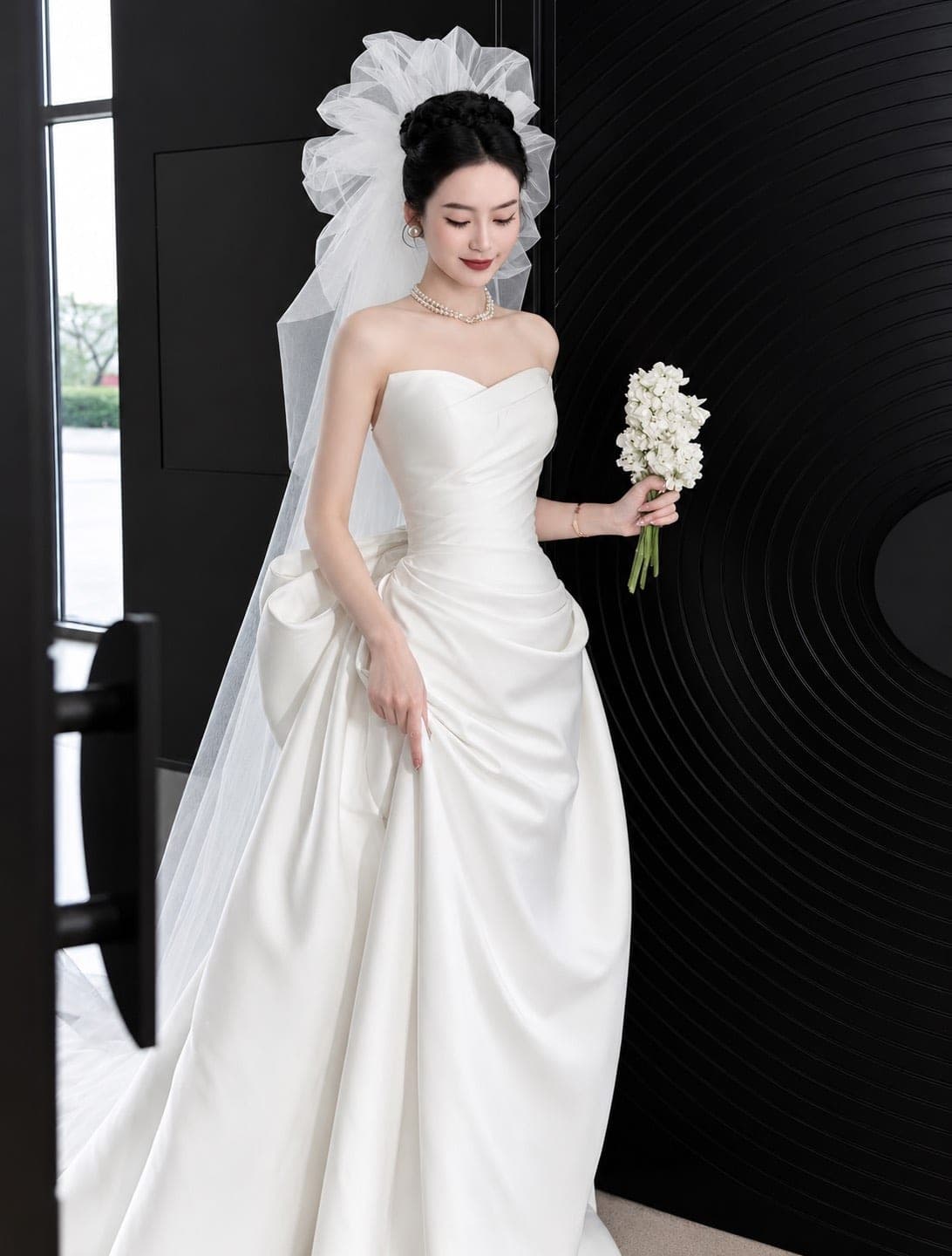 ชุดแต่งงาน เกาะอก แต่งโบว์ สีขาว