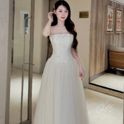 ชุดราตรี เกาะอก แต่งเพชร สีขาว 9203 Size L