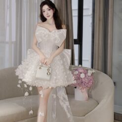 ชุดเดรส กลิตเตอร์ แต่งดอก สีขาว Brand HiSo 9548 Size S-M