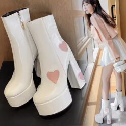 รองเท้าบูท ส้นตึก แต่งหัวใจ สีขาว 9907 Size 39